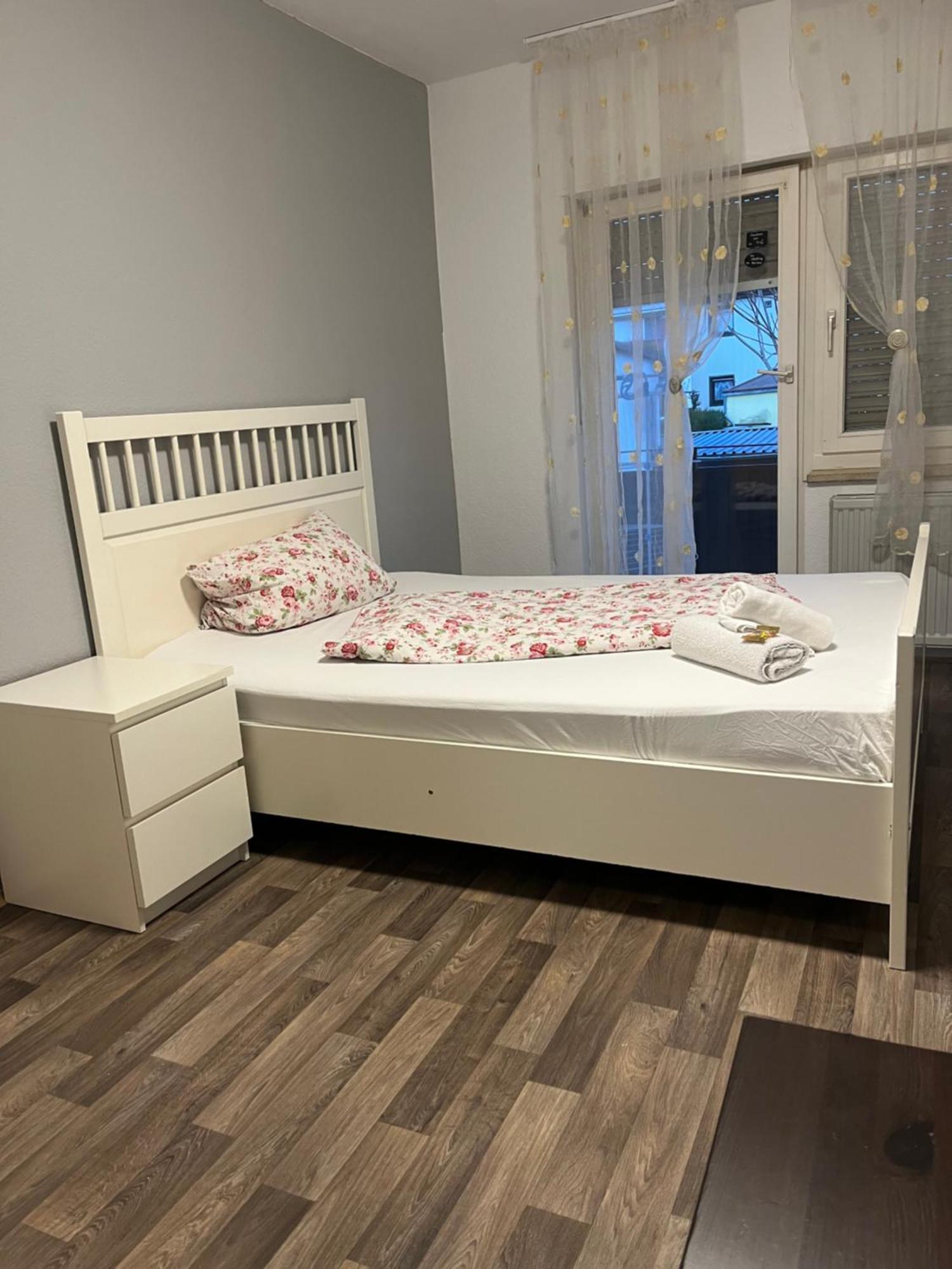 Apartment Ferienwohnung Schwetzingen Schwetzingen